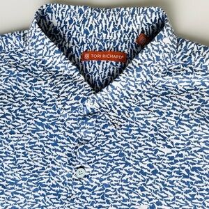 Tori Richard’s Men’s shark tank blue and white 100% cotton button down shirt XL